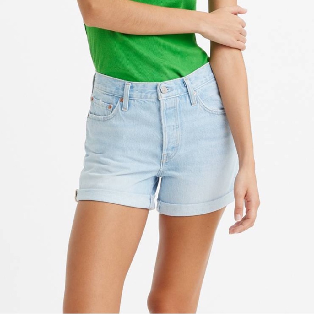 NWT Levi’s 501 Rolled Women’s Shorts